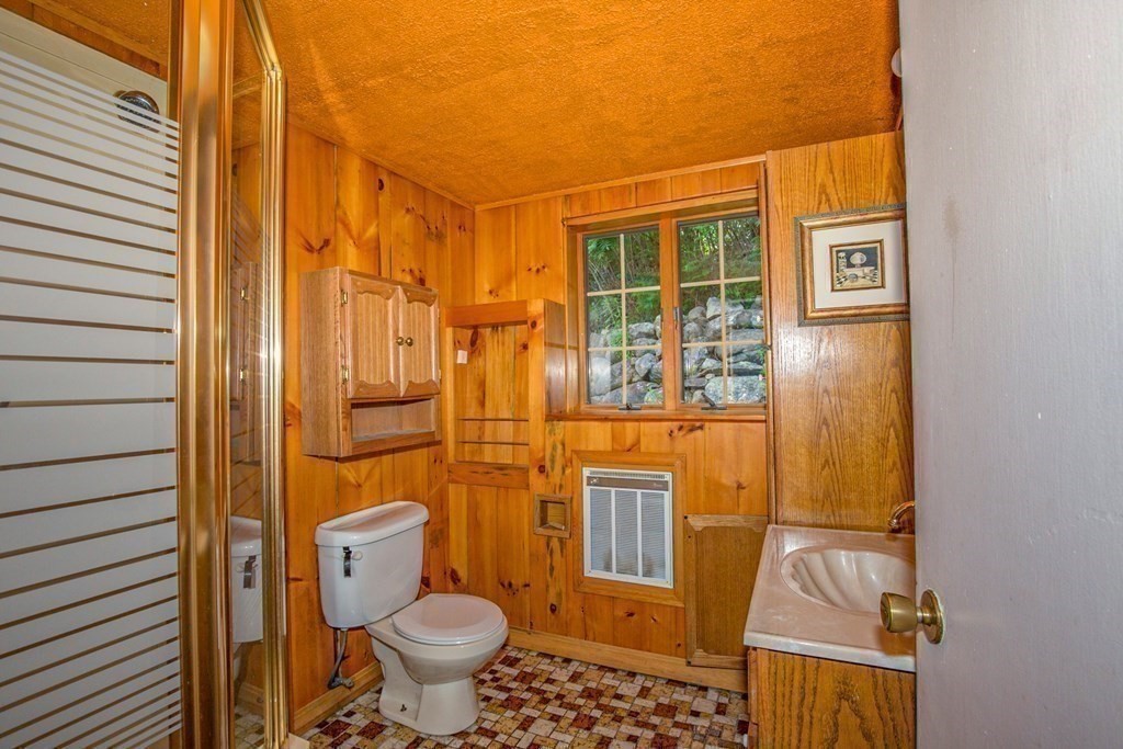 1542 Main Road Granville, MA 01034 - Photo 24 of 42