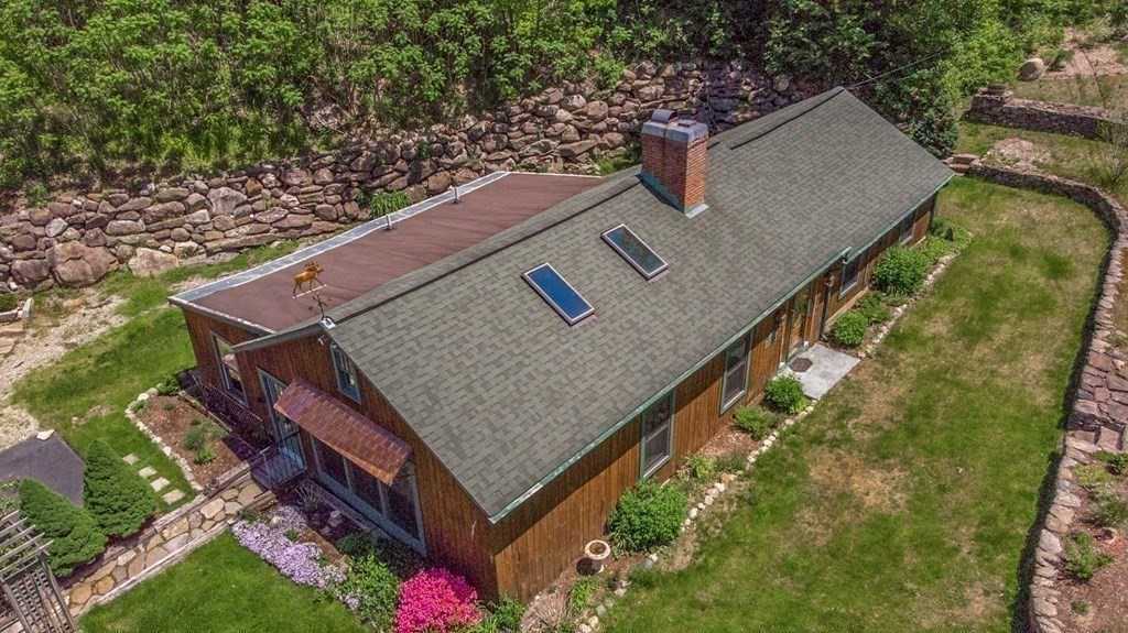 1542 Main Road Granville, MA 01034 - Photo 31 of 42