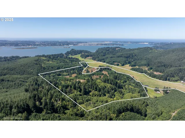 $1,550,000 | 94540 Willanch Lane, North Bend, OR 97459
