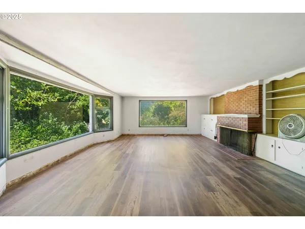 $1,475,000 | 94540 Willanch Lane, North Bend, OR 97459