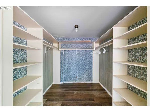 $1,475,000 | 94540 Willanch Lane, North Bend, OR 97459