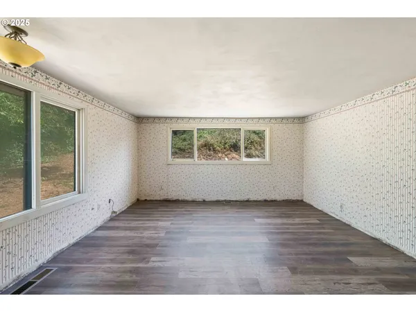 $1,475,000 | 94540 Willanch Lane, North Bend, OR 97459