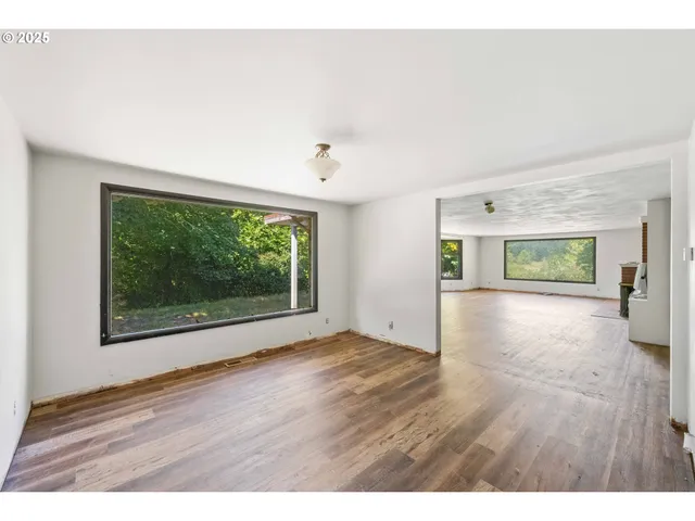 $1,550,000 | 94540 Willanch Lane, North Bend, OR 97459