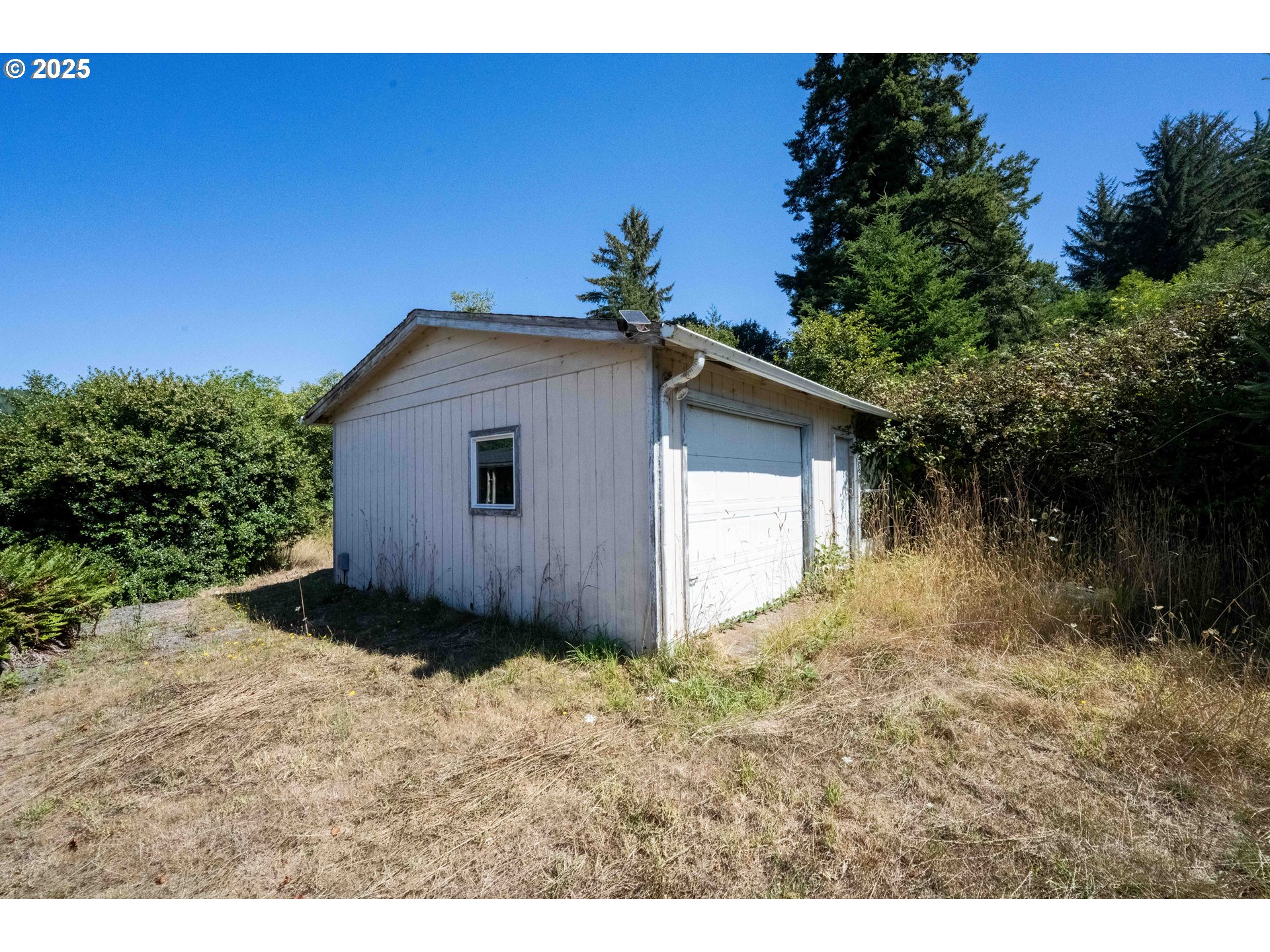 94540 Willanch Lane North Bend, OR 97459 - Photo 28 of 44