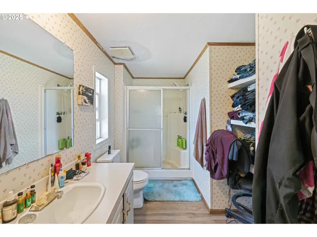 $1,550,000 | 94540 Willanch Lane, North Bend, OR 97459