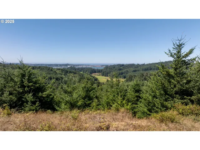$1,550,000 | 94540 Willanch Lane, North Bend, OR 97459