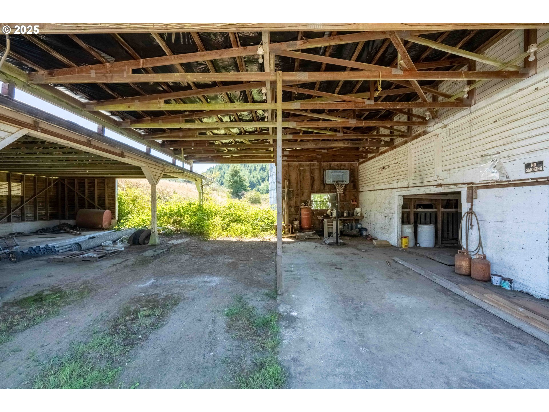 94540 Willanch Lane North Bend, OR 97459 - Photo 38 of 44