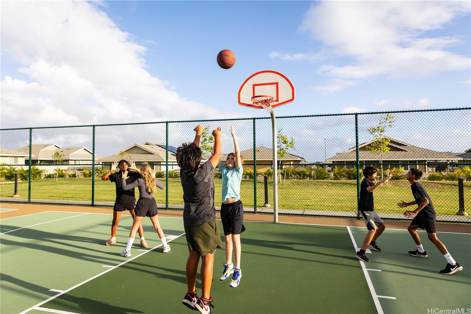 91-4099 Hikuono Street, Unit 1507 Kapolei, HI 96707 - Photo 18 of 25 Pa'ani Basketball Court