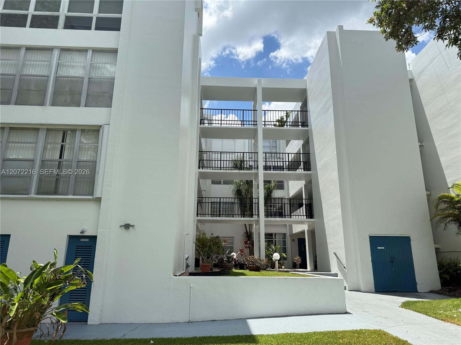6903 Cypress Road, Unit C26 Plantation, FL 33317 - Photo 22 of 24 Gallery Image 22