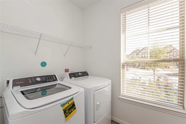 $2,400 | 107 Silver Sky Street, Conroe, TX 77304
