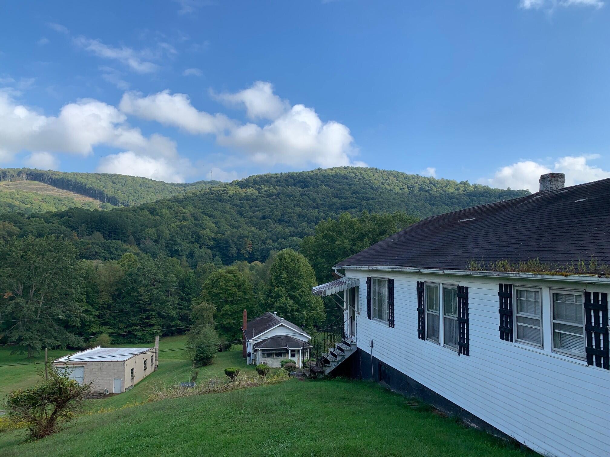 384 Crosier Road Rainelle, WV 25962 - Photo 2 of 30 Gallery Image 2