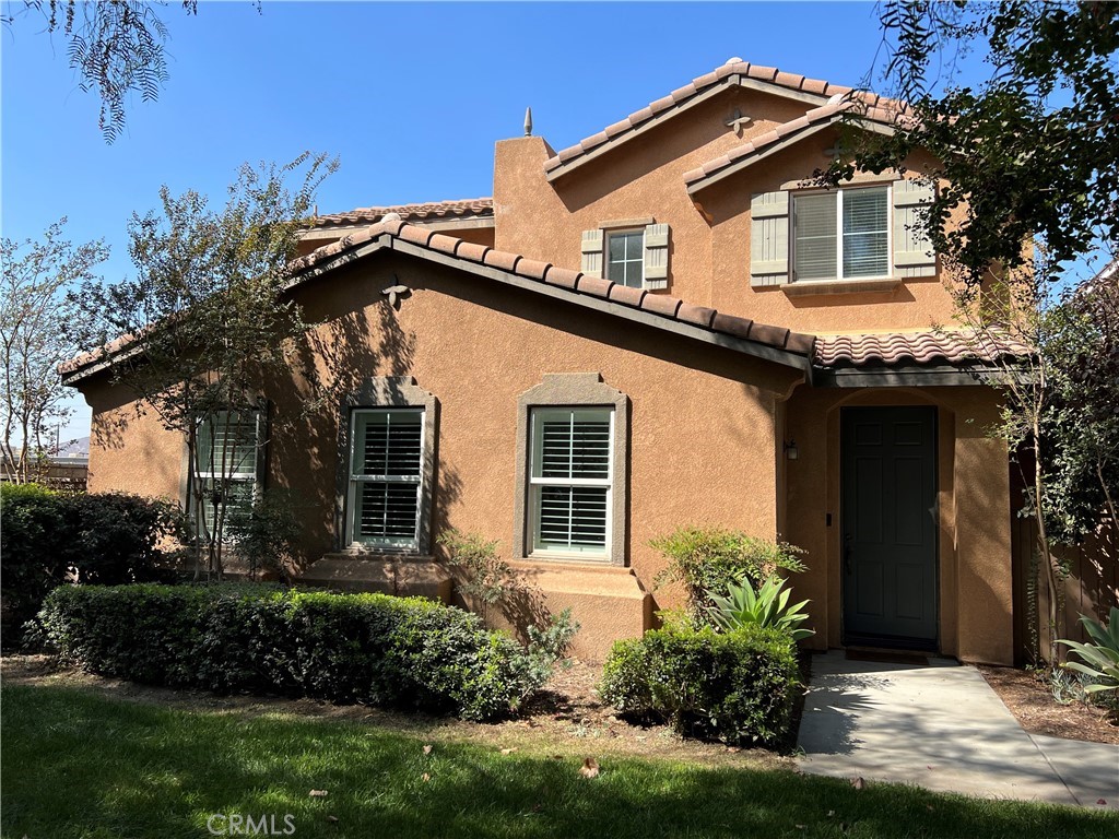 1948 Kenton Riverside, CA 92501 - Photo 1 of 1 a front view of a house with a yard