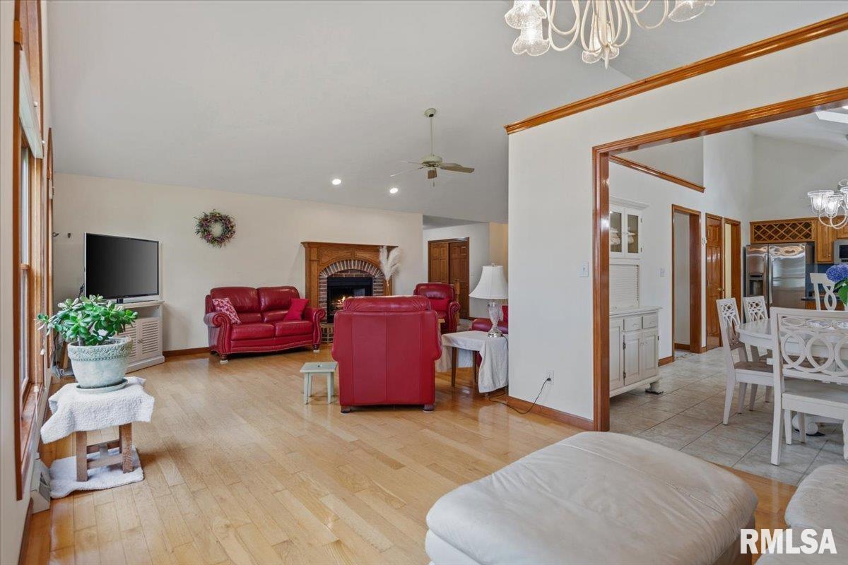 303 Breckenridge Road Chatham, IL 62629 - Photo 7 of 38 Gallery Image 7