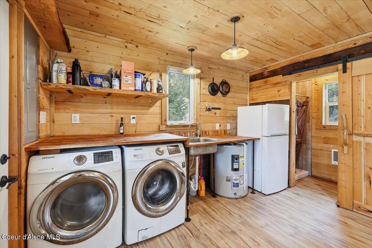 131 Outback Loop Spirit Lake, ID 83869 - Photo 14 of 35 14-Cabin 2
