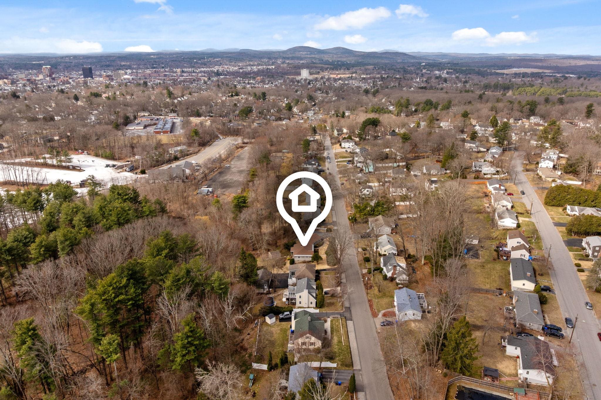 197 Kennard Road Manchester, NH 03104 - Photo 7 of 41