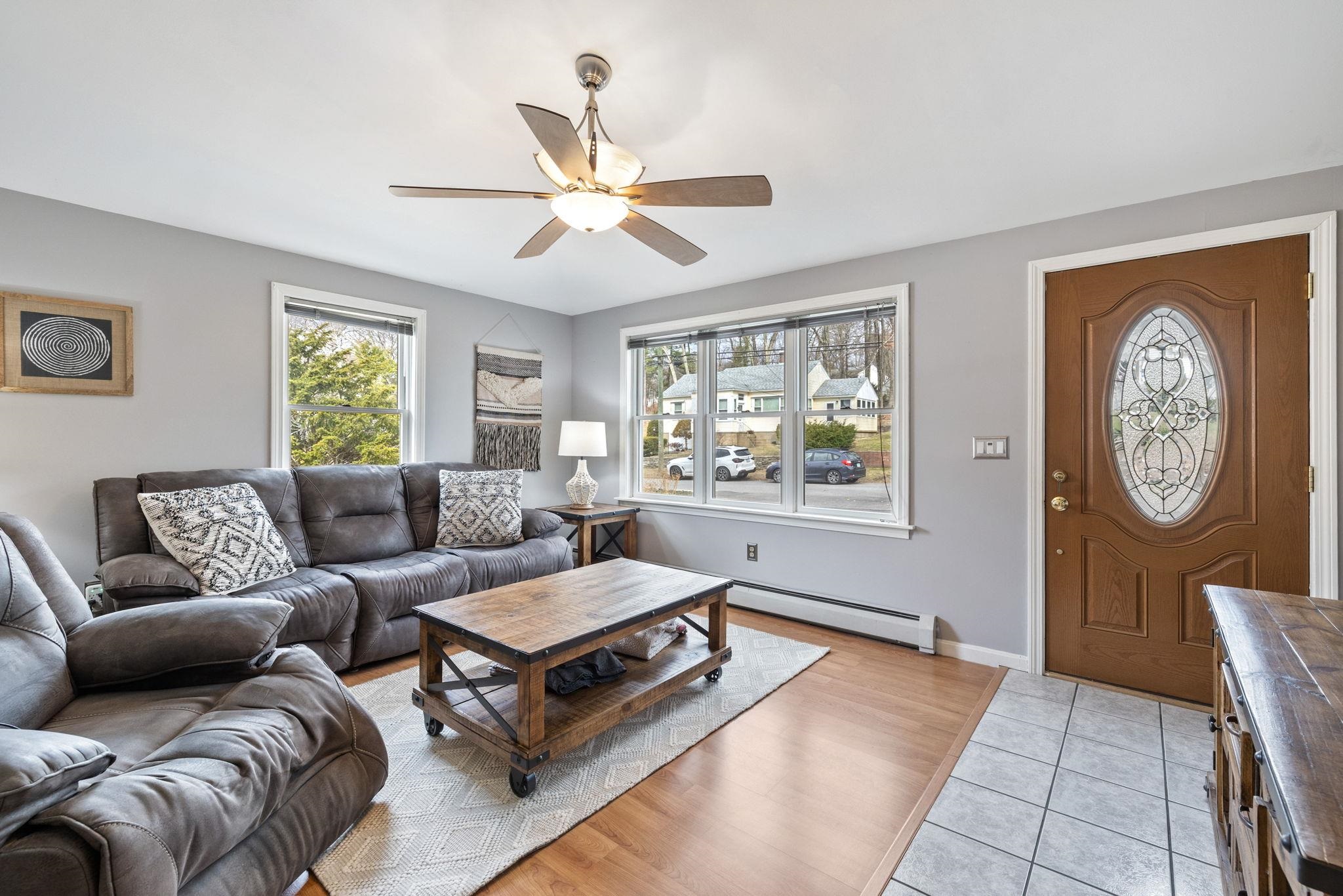 197 Kennard Road Manchester, NH 03104 - Photo 9 of 41