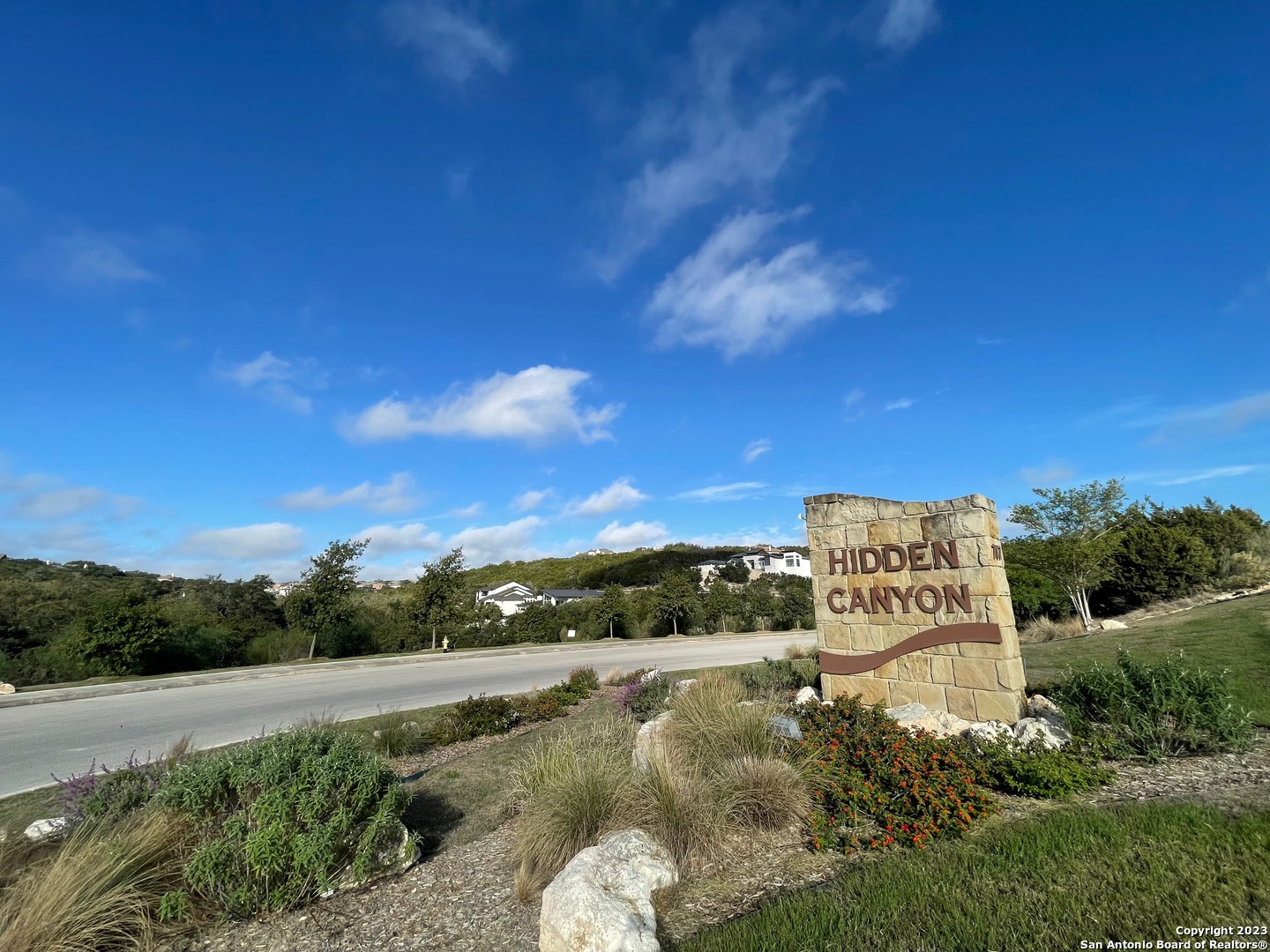 619 Winding Ravine San Antonio, TX 78258 - Photo 2 of 70