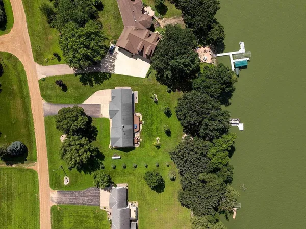 $674,900 | 4 South Fox Lake Drive East, Sherburn, MN 56171