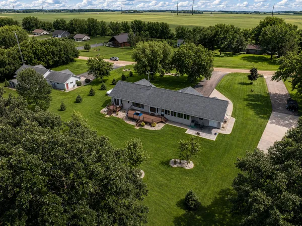 $649,900 | 4 South Fox Lake Drive East, Sherburn, MN 56171