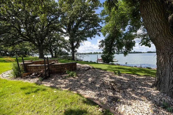 $649,900 | 4 South Fox Lake Drive East, Sherburn, MN 56171