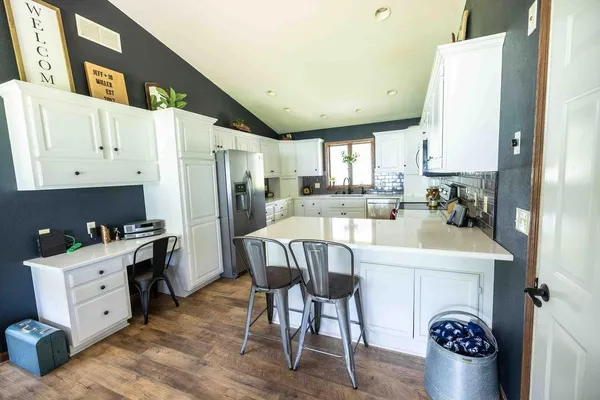 $649,900 | 4 South Fox Lake Drive East, Sherburn, MN 56171