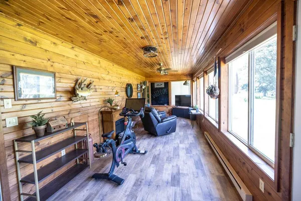 $664,900 | 4 South Fox Lake Drive East, Sherburn, MN 56171