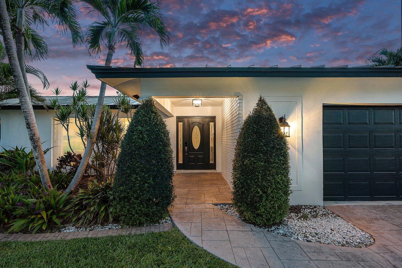 7001 Northeast 7th Avenue Boca Raton, FL 33487 - Photo 3 of 59 051-7001Northeast7thAvenue-BocaRaton-FL-