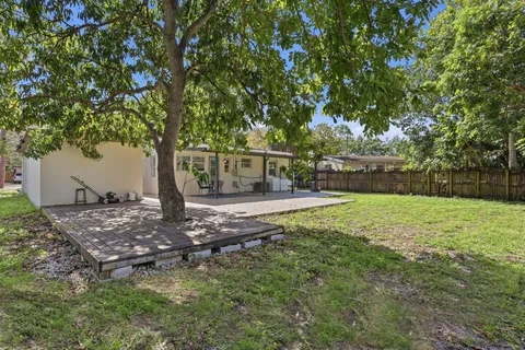 $465,000 | 139 Southwest 21st Way, Fort Lauderdale, FL 33312