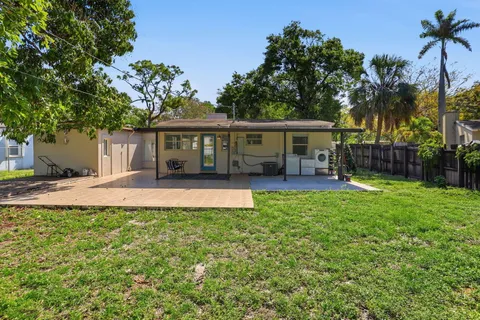 $465,000 | 139 Southwest 21st Way, Fort Lauderdale, FL 33312