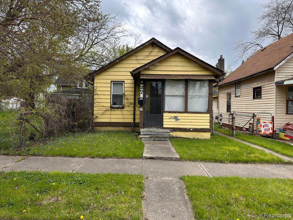 37 Ruth Street Ecorse, MI 48229 - Photo 1 of 15