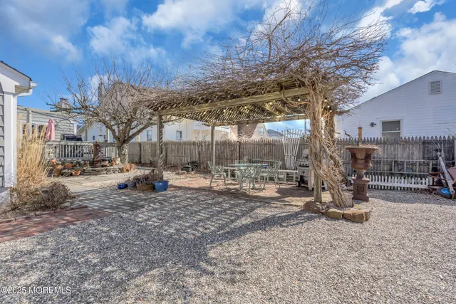 a view of a park with a tree