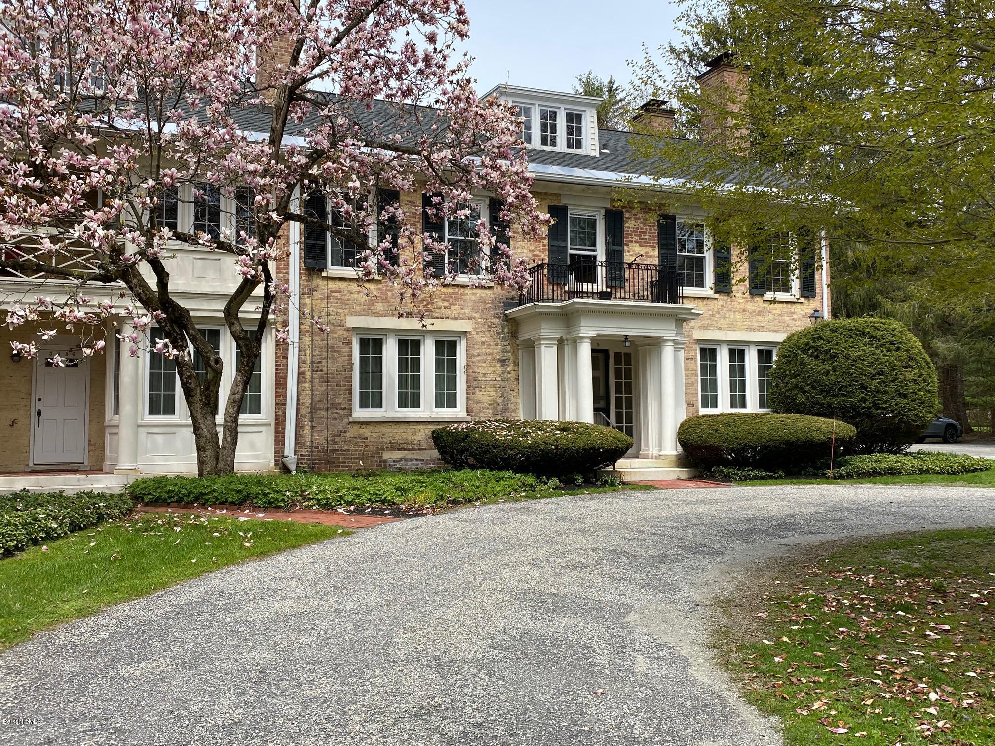 57 Main Street, Unit 8 Stockbridge, MA 01262 - Photo 2 of 33 IMG_1916