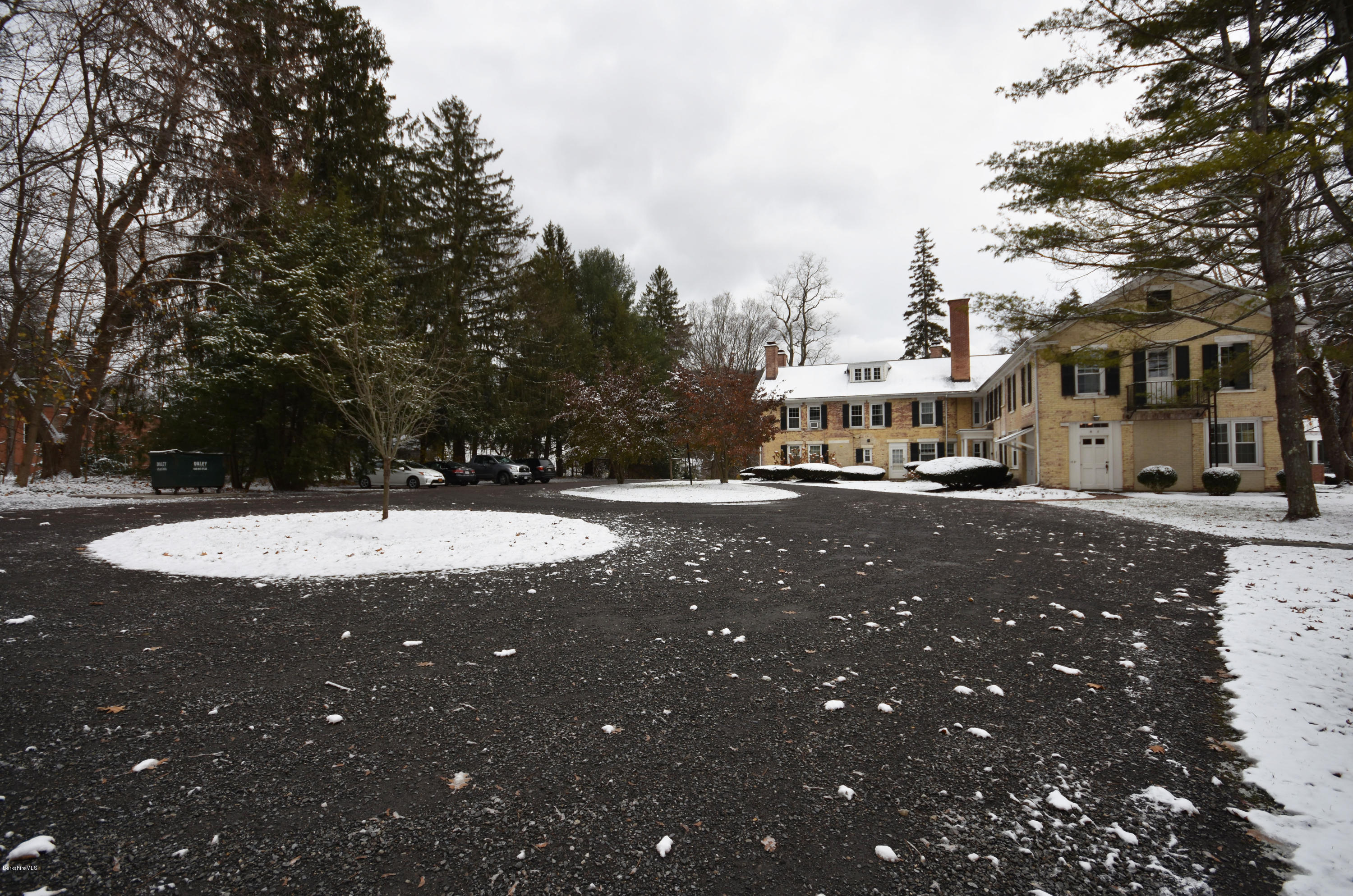 57 Main Street, Unit 8 Stockbridge, MA 01262 - Photo 28 of 33 Exterior