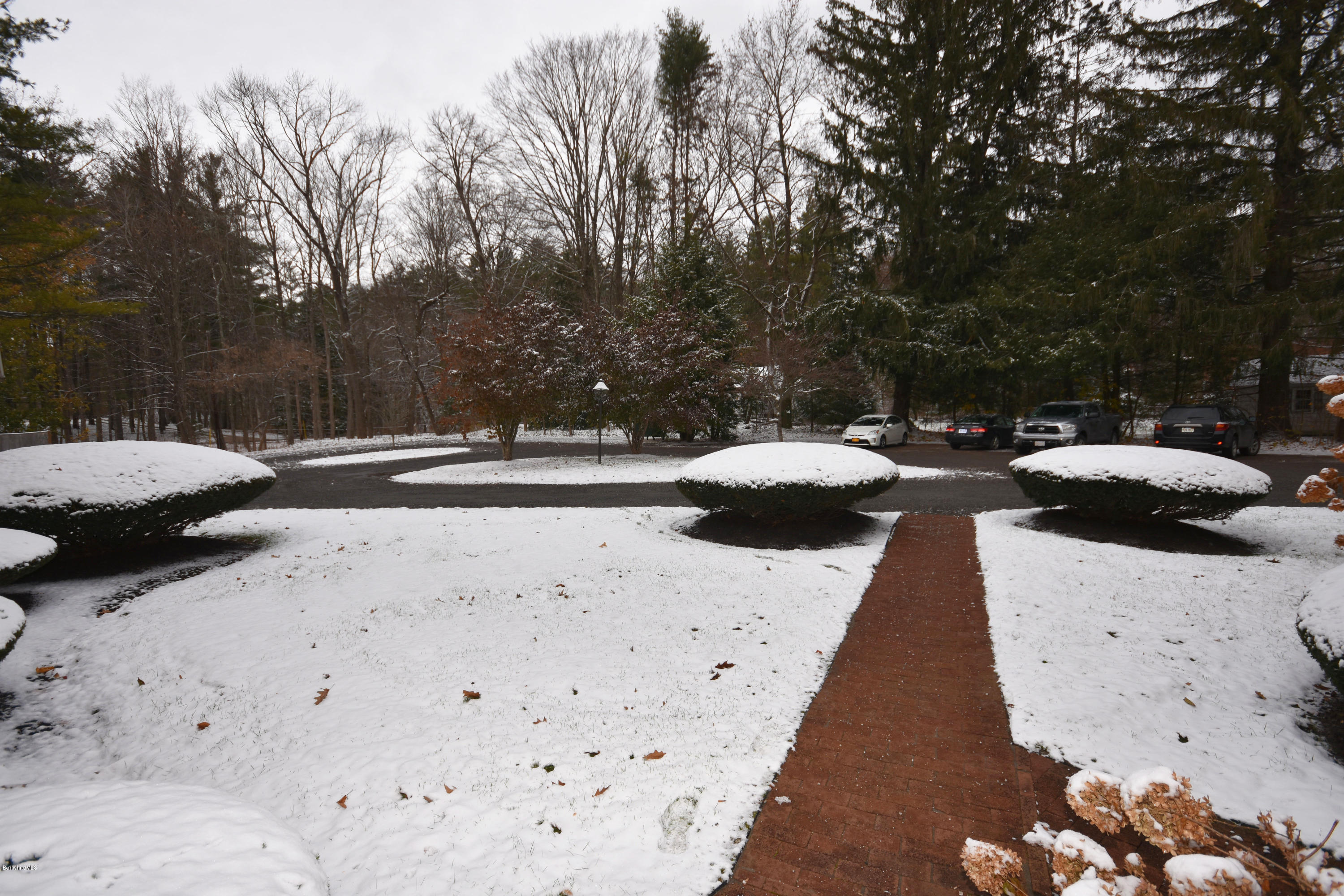 57 Main Street, Unit 8 Stockbridge, MA 01262 - Photo 33 of 33 Exterior