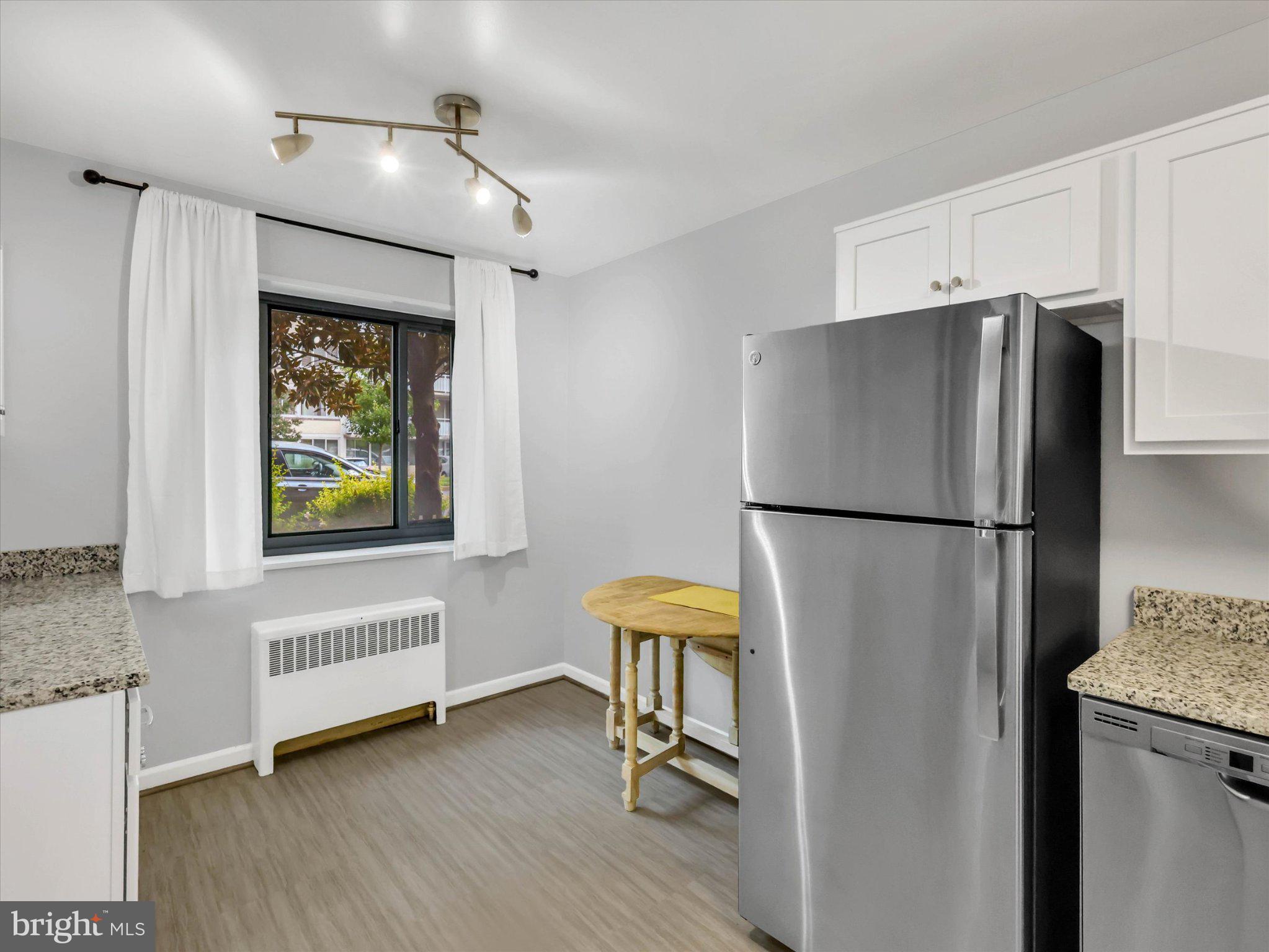 1200 South Arlington Ridge Road, Unit 316 Arlington, VA 22202 - Photo 5 of 9 Gallery Image 5