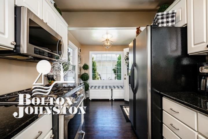 176 Fisher Road Grosse Pointe, MI 48230 - Photo 16 of 37 New Kitchen