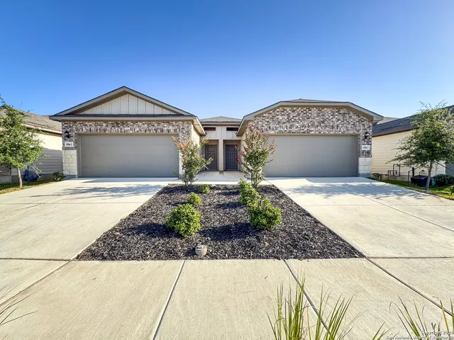 a view of sign board