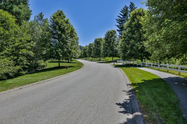 6 Stonebridge Road Groveland, MA 01834 - Photo 5 of 30 Gallery Image 5