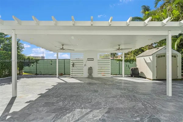 a view of a parking space