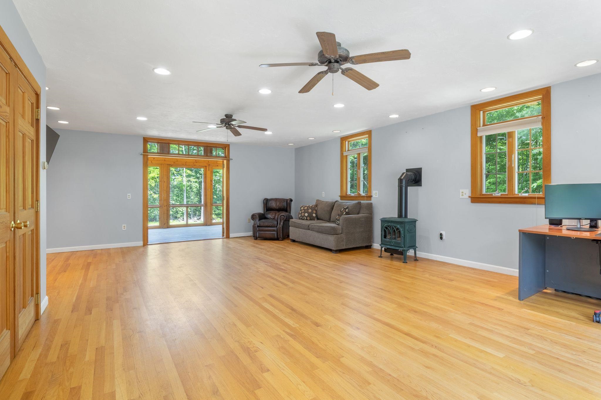 314 Wentworth Road Brookfield, NH 03872 - Photo 8 of 60