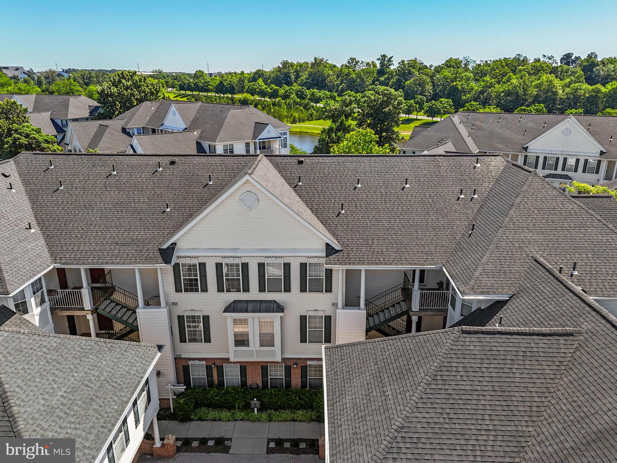 25300 Lake Mist Square, Unit 101 Chantilly, VA 20152 - Photo 5 of 63