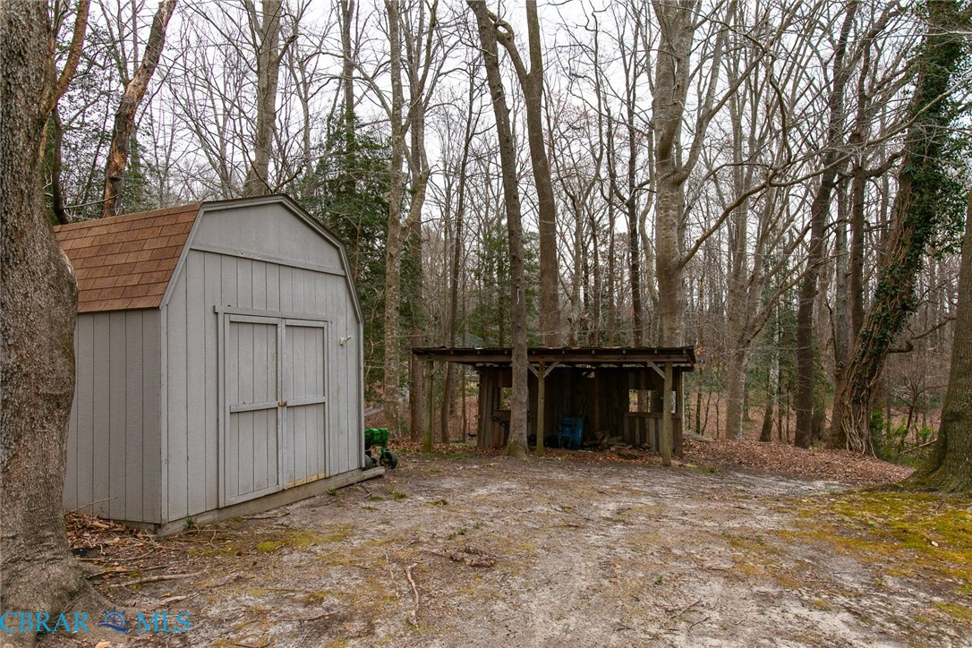 7759 Belroi Road Gloucester, VA 23061 - Photo 43 of 46