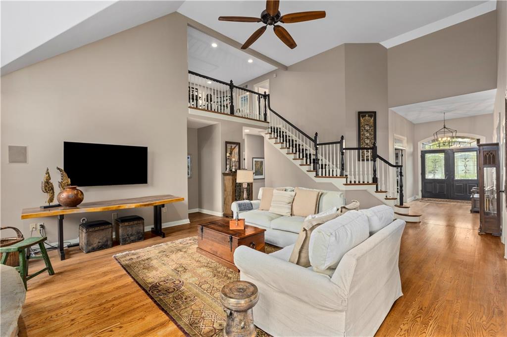 227 Lakeview Drive Coraopolis, PA 15108 - Photo 11 of 25