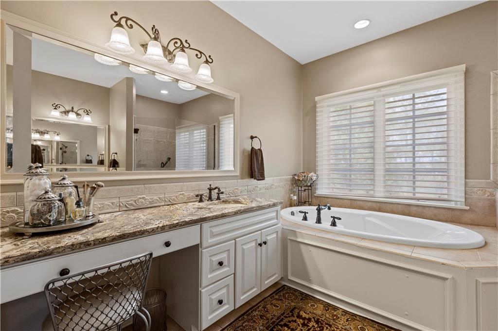 227 Lakeview Drive Coraopolis, PA 15108 - Photo 14 of 25