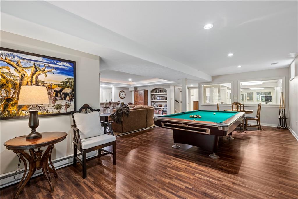 227 Lakeview Drive Coraopolis, PA 15108 - Photo 21 of 25