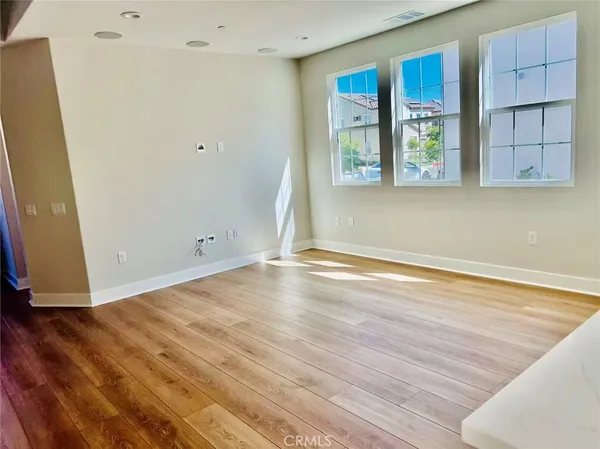 $5,400 | 639 McFadden Street, Placentia, CA 92870