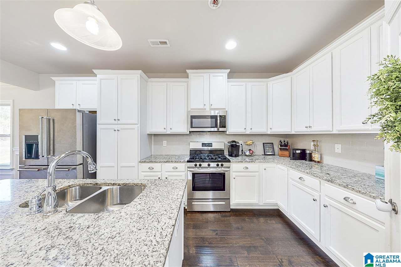 429 Red Bay Cove Alabaster, AL 35114 - Photo 7 of 38