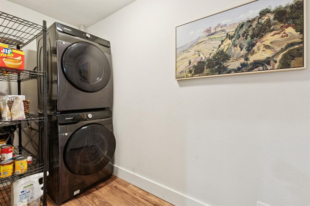 1237 Fuller Drive Dallas, TX 75218 - Photo 18 of 24 Large utility room