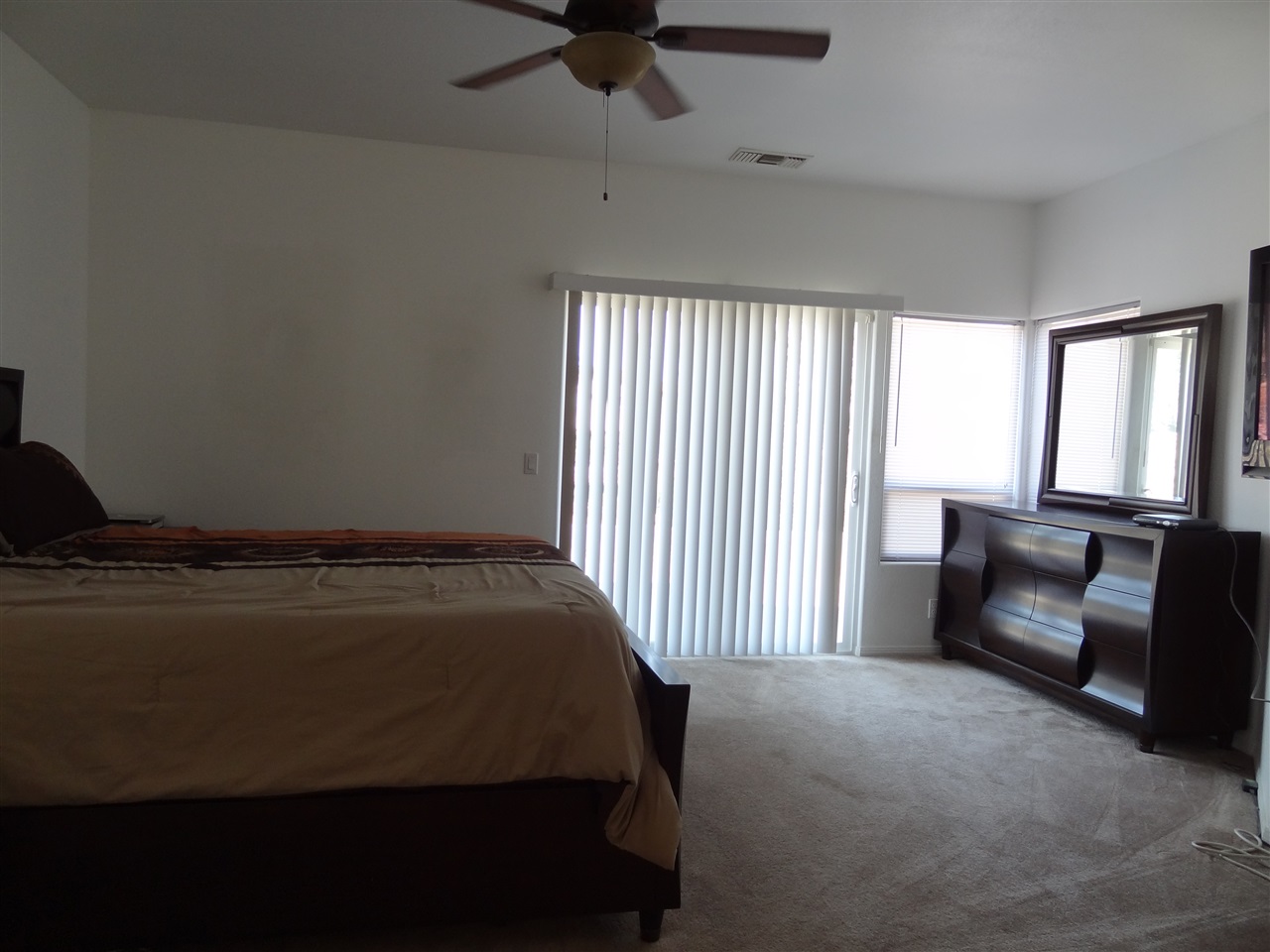 9978 Eubank Lane Spring Valley, CA 91977 - Photo 13 of 19