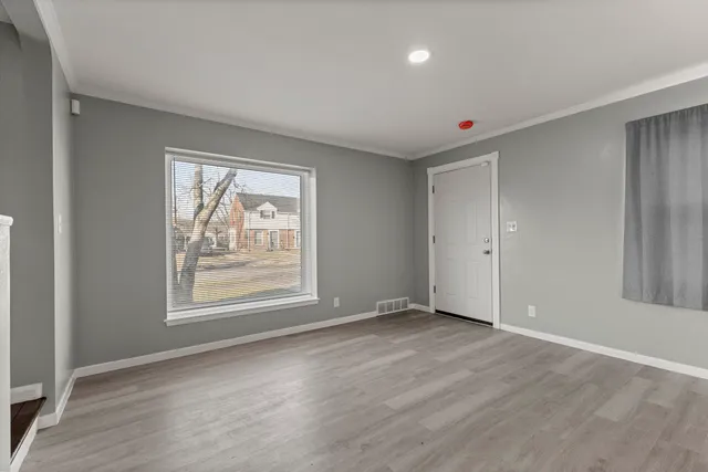 $180,000 | 10830-26 Nottingham Road, Detroit, MI 48224